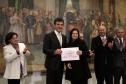Governador Beto Richa participa da formatura de Agentes de Crédito da Fomento Paraná. Participaram do evento: presidente da Fomento Paraná, Juraci Barbosa Sobrinho, os secretários do Trabalho, Emprego e Economia Solidária, Luiz Claudio Romanelli e da Fazenda Luiz Carlos Hauly, e os deputados Douglas Fabrício e Fernando Scanavaca. Curitiba, 19-08-13. 