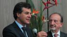 O governador Beto Richa e o presidente da Jucepar, Ardisson Naim Akel, lançam em Maringá a unidade piloto do Projeto Integrar, que vai agilizar o processo de abertura de empresas.