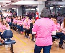 Servidores da Jucepar participam de palestra sobre prevenção do câncer de mama