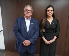 Visita diretora do DREI