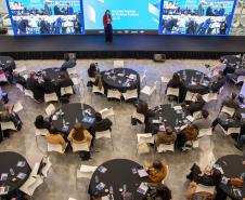 Gestores conhecem atualizações que estão modernizando a abertura de empresas no Paraná