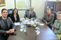 Presidente da Jucepar recebe representantes de tradutores do Paraná