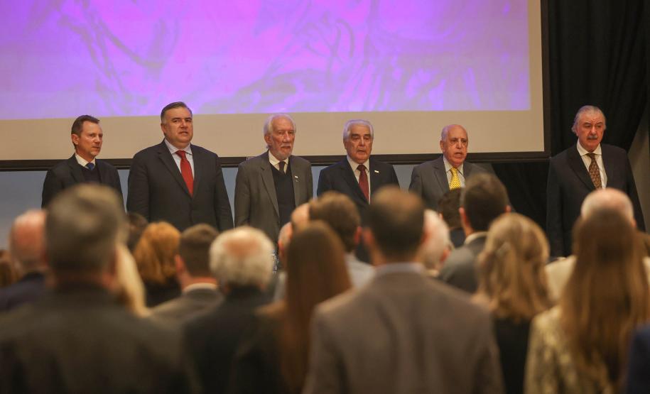 III Ranking das 100 maiores Sociedades Anônimas do Paraná