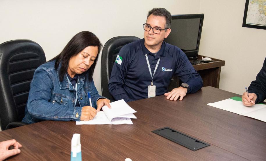 Parceria entre Detran-PR e Jucepar agiliza transferência de veículos de pessoas jurídicas