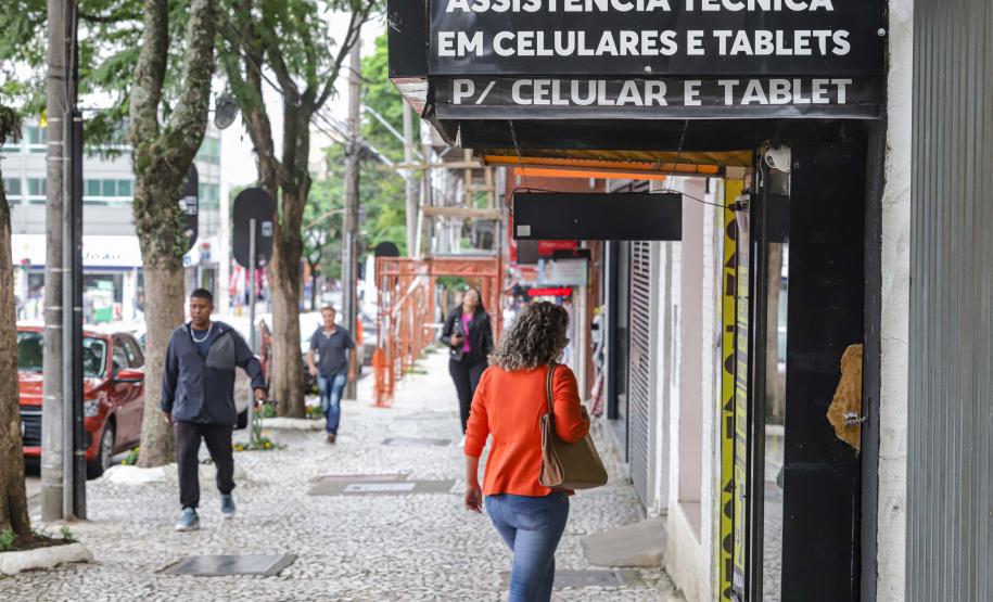 Paraná cria 44,6 mil empresas em 2023 e é destaque nacional pela desburocratização