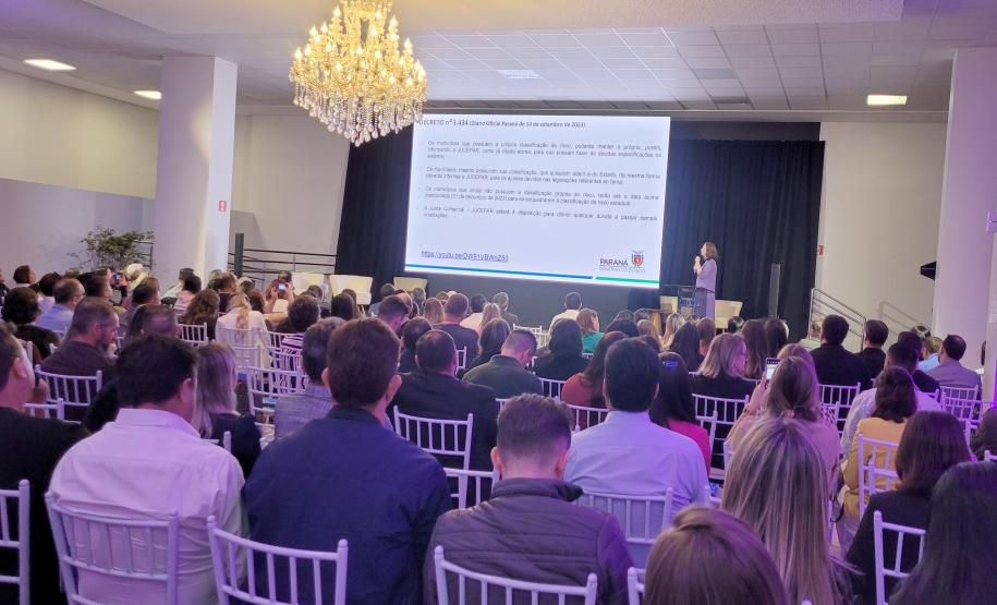 Estado e Sebrae apresentam Decreto de Baixo Risco em Evento em Cascavel