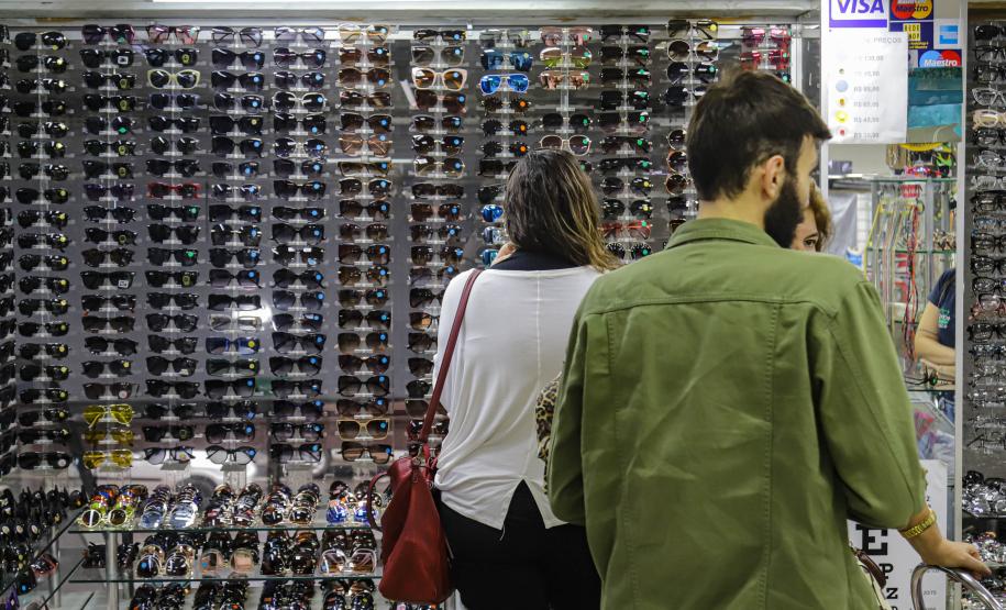 Paraná tem saldo de 102 mil novas empresas em 2023; tempo de abertura é o melhor do Sul