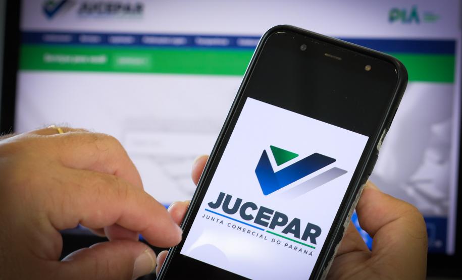 Paraná mantém liderança na região Sul em tempo de abertura de empresas