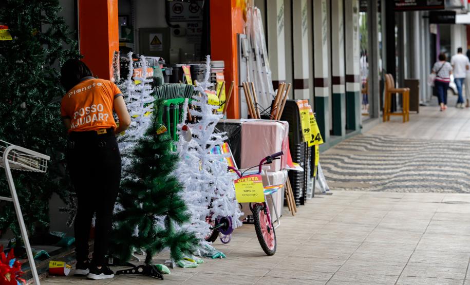Paraná mantém liderança na região Sul em tempo de abertura de empresas