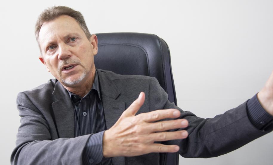 Jucepar difunde informação sobre governança pública na sede do órgão em Curitiba