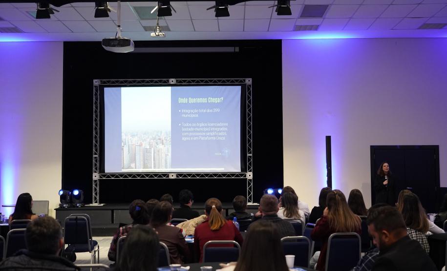 Cidades dos Campos Gerais recebem orientações sobre Decreto do Baixo Risco