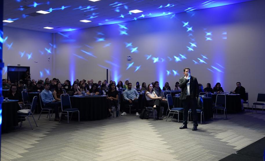 Cidades dos Campos Gerais recebem orientações sobre Decreto do Baixo Risco