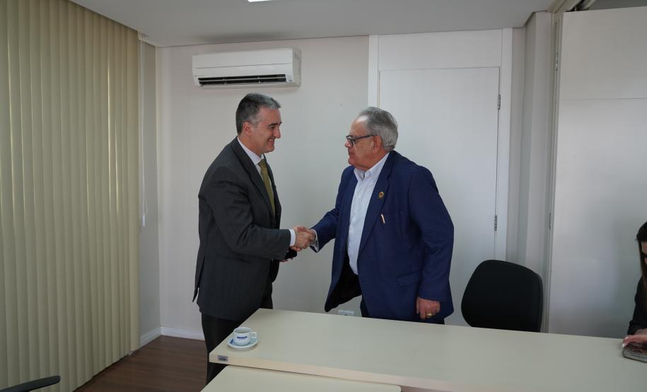 Visita Diretora do Drei à Jucepar