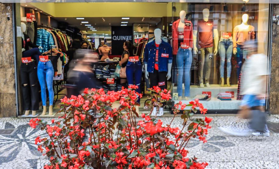 Paraná fecha junho como segundo estado mais rápido na abertura de empresas