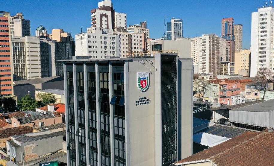 Junta Comercial do Paraná inaugura nova sede no Centro de Curitiba