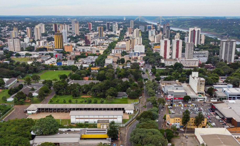 Cerca de 17 mil empresas já foram beneficiadas pelo Selo do Baixo Risco no Paraná