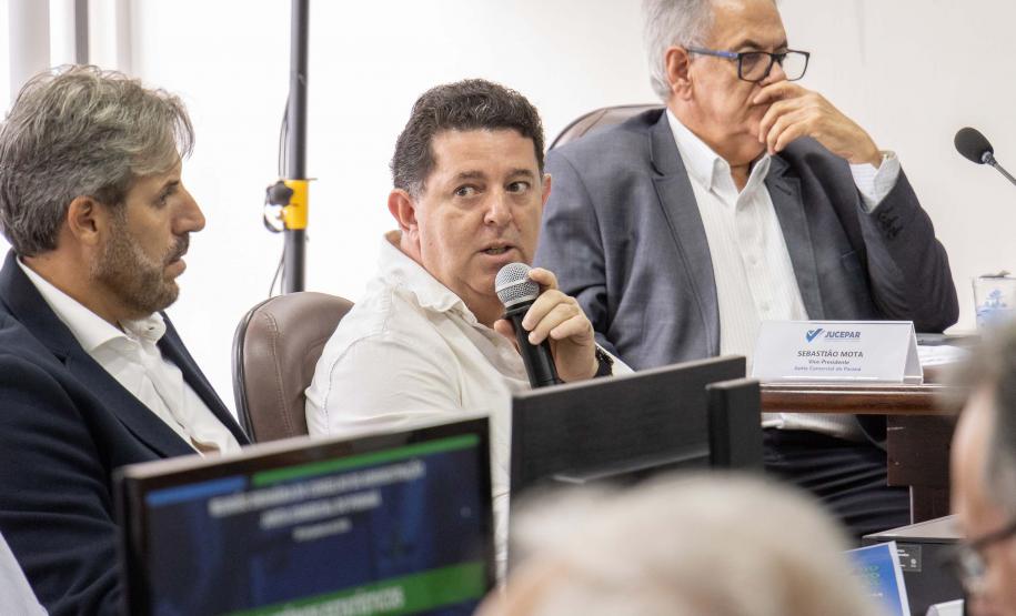 Jucepar aprova descarte de mais de 20 milhões de documentos físicos