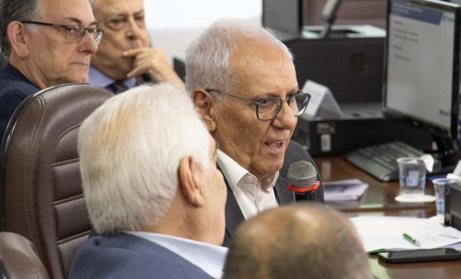 Jucepar aprova descarte de mais de 20 milhões de documentos físicos