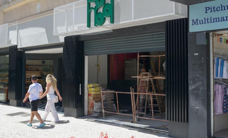 Com 54 mil novas empresas em 2025, Paraná bate a marca de 1,8 milhão de negócios ativos