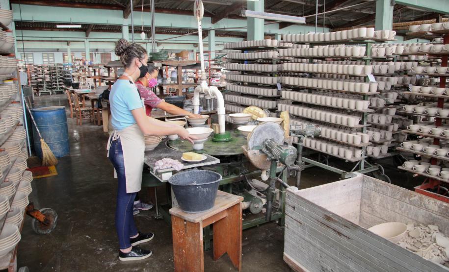 Abrir uma empresa no Paraná é 23 horas mais rápido do que a média nacional