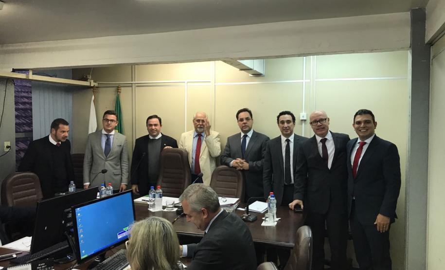 Diretoria da Jucepar reúne-se com a Comissão de Direito Empresarial da OAB-PR
