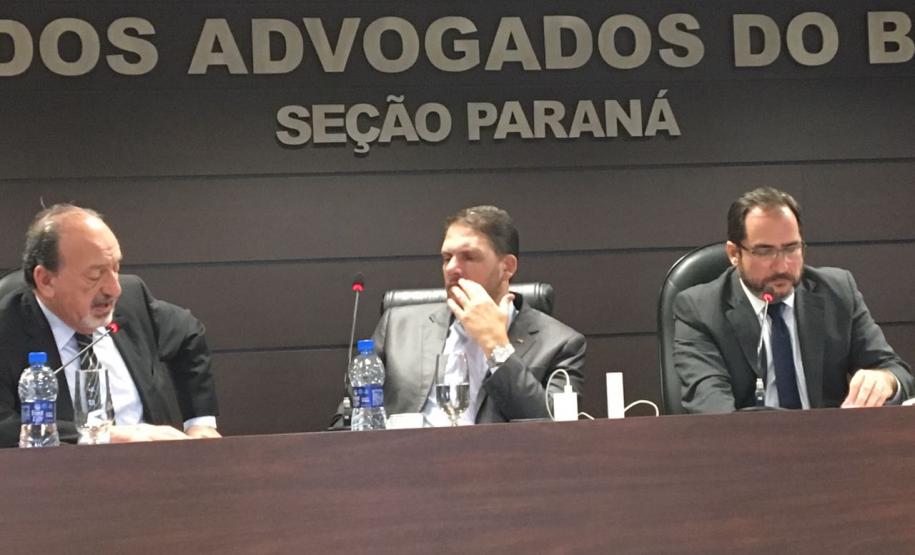 Em nome da Fenaju, Jucepar realiza pleito junto ao ouvidor do CNJ