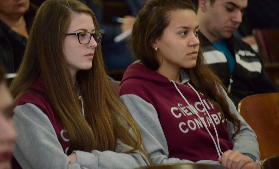 Junta Comercial leva aulas do Academia Empresa Fácil a Guarapuava