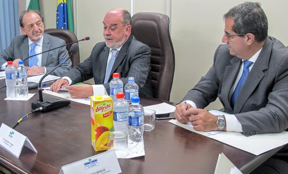 Conselho da Jucepar se reúne em Curitiba Conselho da Jucepar se reúne em Curitiba