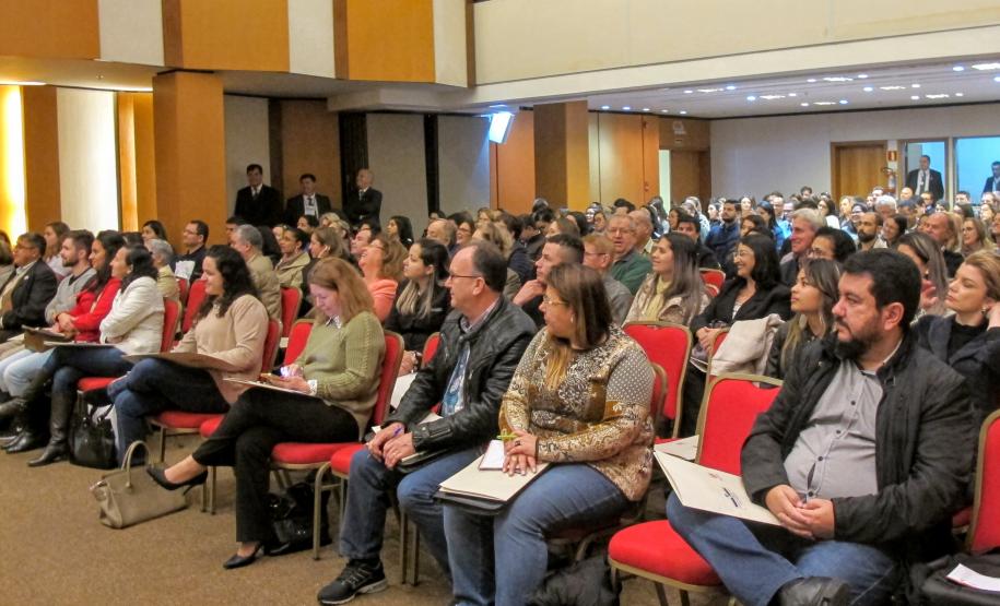 Capacitação da Jucepar mostra como é fácil abrir empresas no Paraná Capacitação da Jucepar mostra como é fácil abrir empresas no Paraná