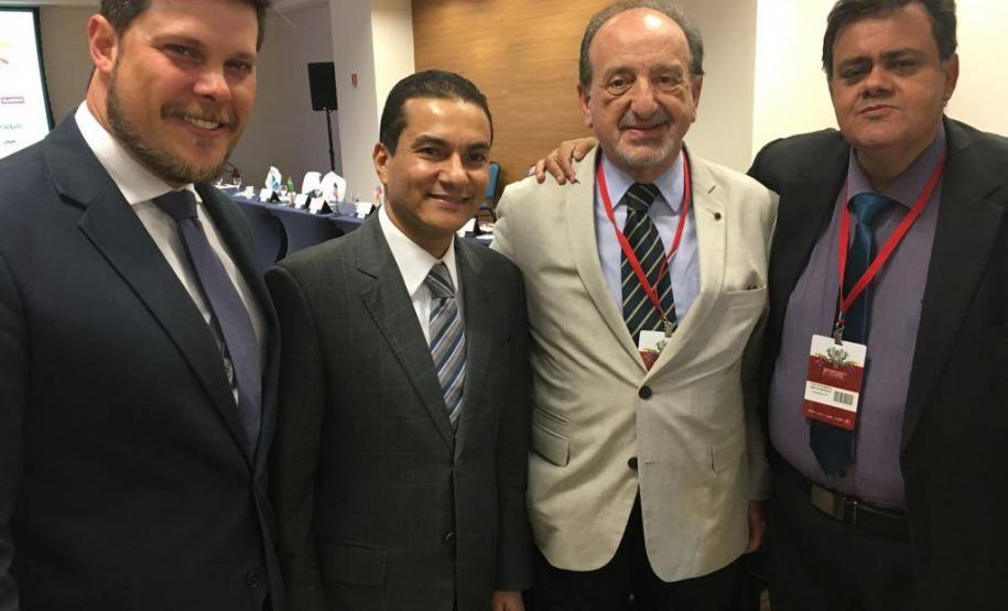 Presidente da Jucepar encontra Ministro do Comércio Exterior em Maceió Presidente da Jucepar encontra Ministro do Comércio Exterior em Maceió