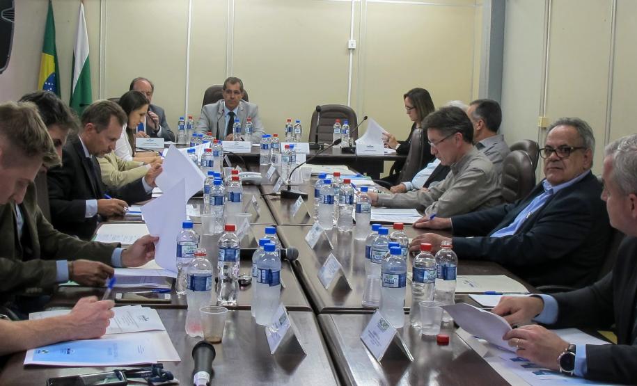 Conselho de Administração da Jucepar se reúne em Curitiba