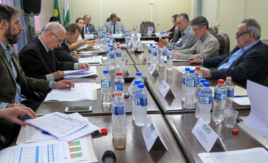 Conselho de Administração da Jucepar se reúne em Curitiba