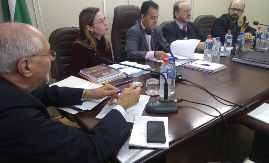 Presidentes das Juntas Comerciais do Brasil se reúnem em Curitiba