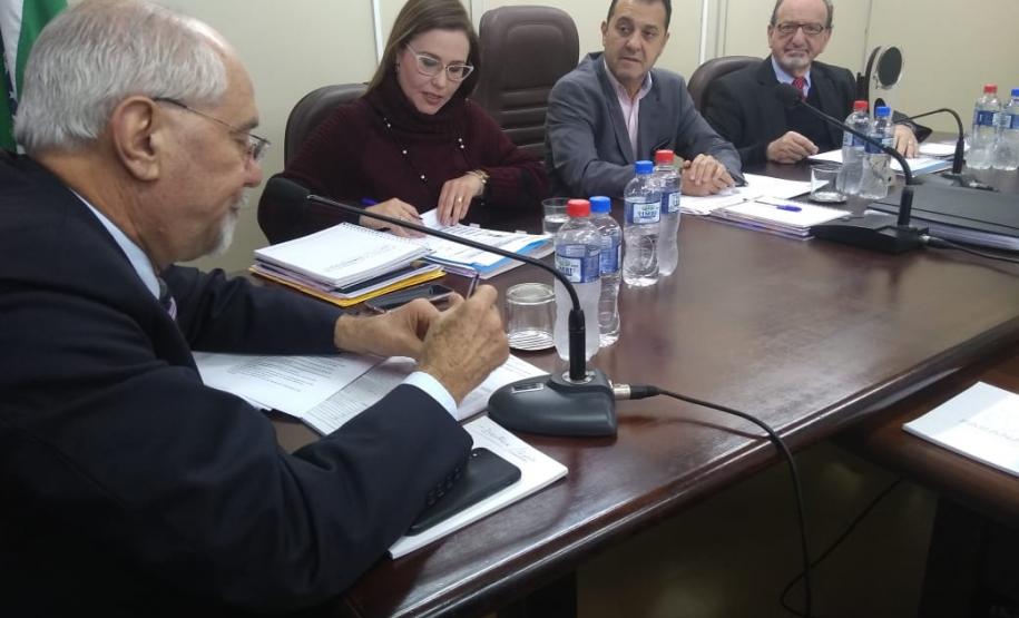 Presidentes das Juntas Comerciais do Brasil se reúnem em Curitiba