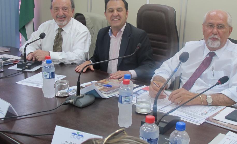 Reunião foi realizada na Sede da Junta Comercial