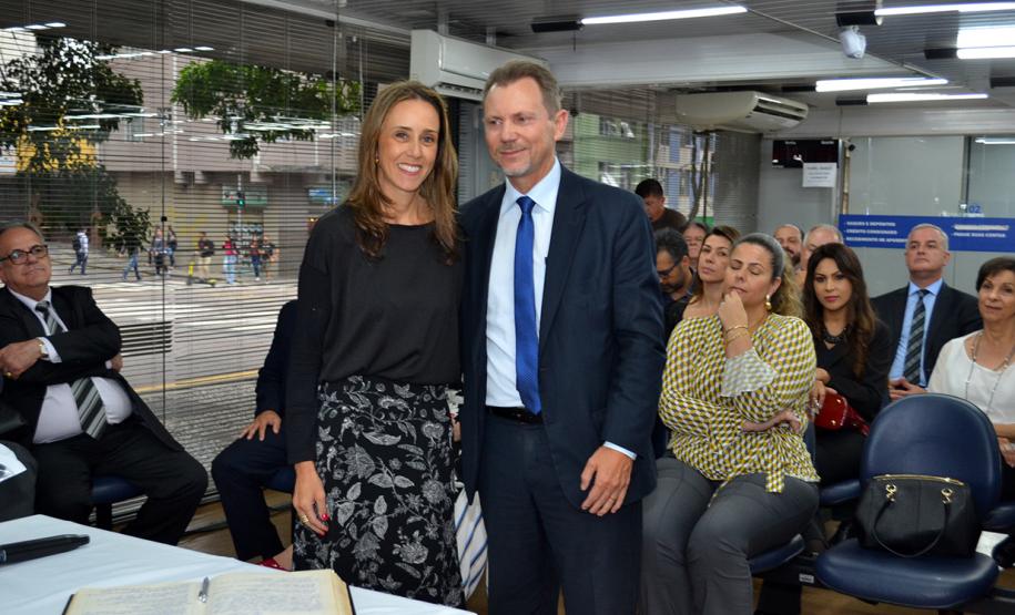 005 Diretoria também assina termo