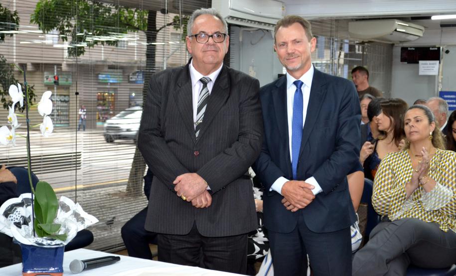 006 Diretoria também assina termo