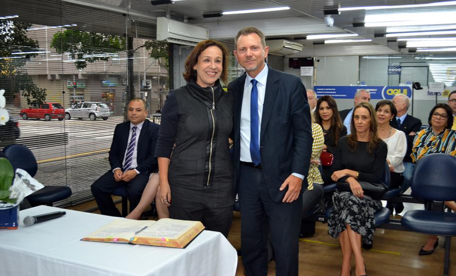 010 Diretoria também assina termo