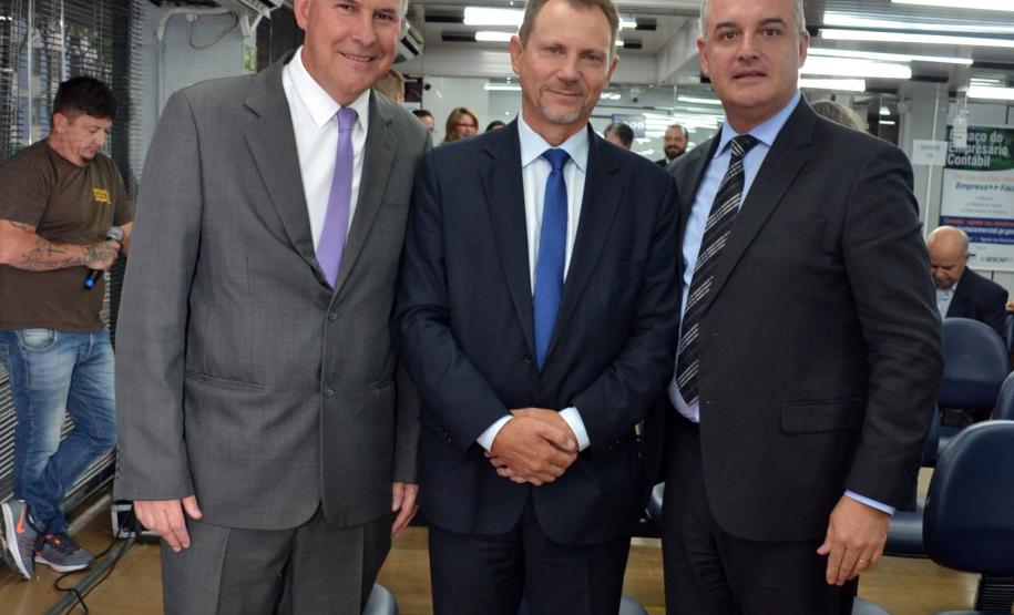 019 Diretoria também assina termo