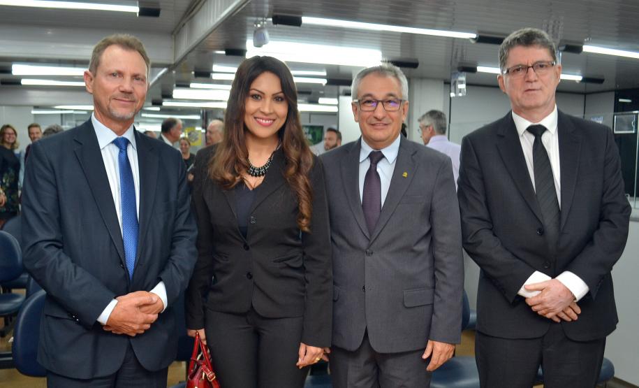 023 Diretoria também assina termo