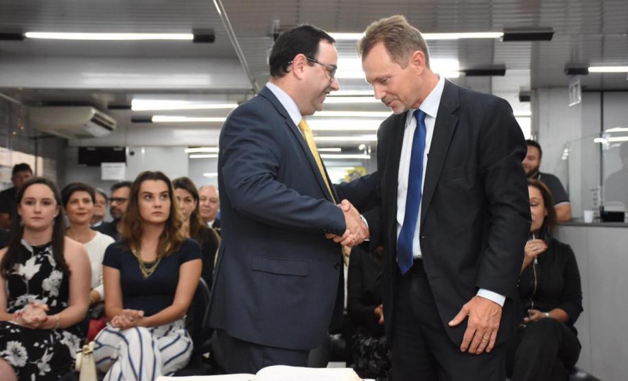 031 Diretoria também assina termo