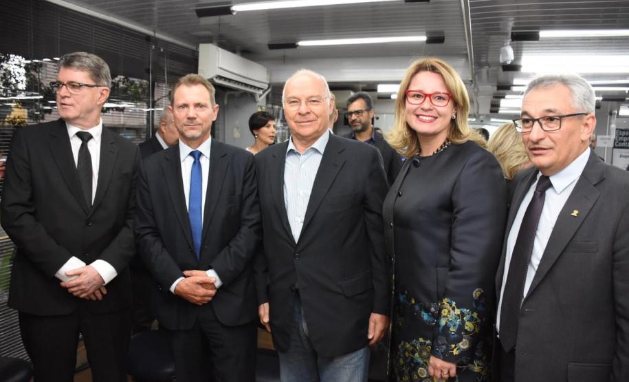 038 Diretoria também assina termo