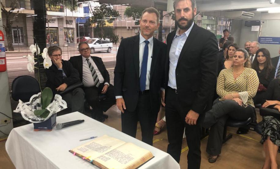 064 Diretoria também assina termo