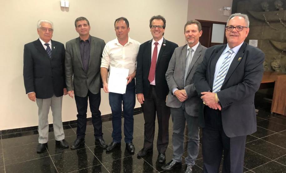Inauguração da Agência de Londrina DIRETORIA DA JUCEPAR INAUGURA AGÊNCIA EM LONDRINA,
Agências da região também foram visitadas.