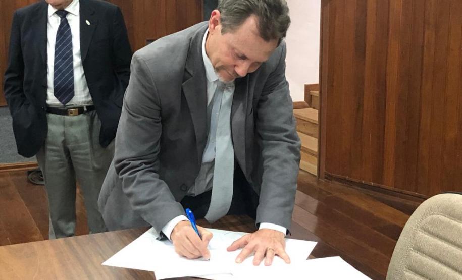 Inauguração da Agência de Londrina DIRETORIA DA JUCEPAR INAUGURA AGÊNCIA EM LONDRINA,
Agências da região também foram visitadas.